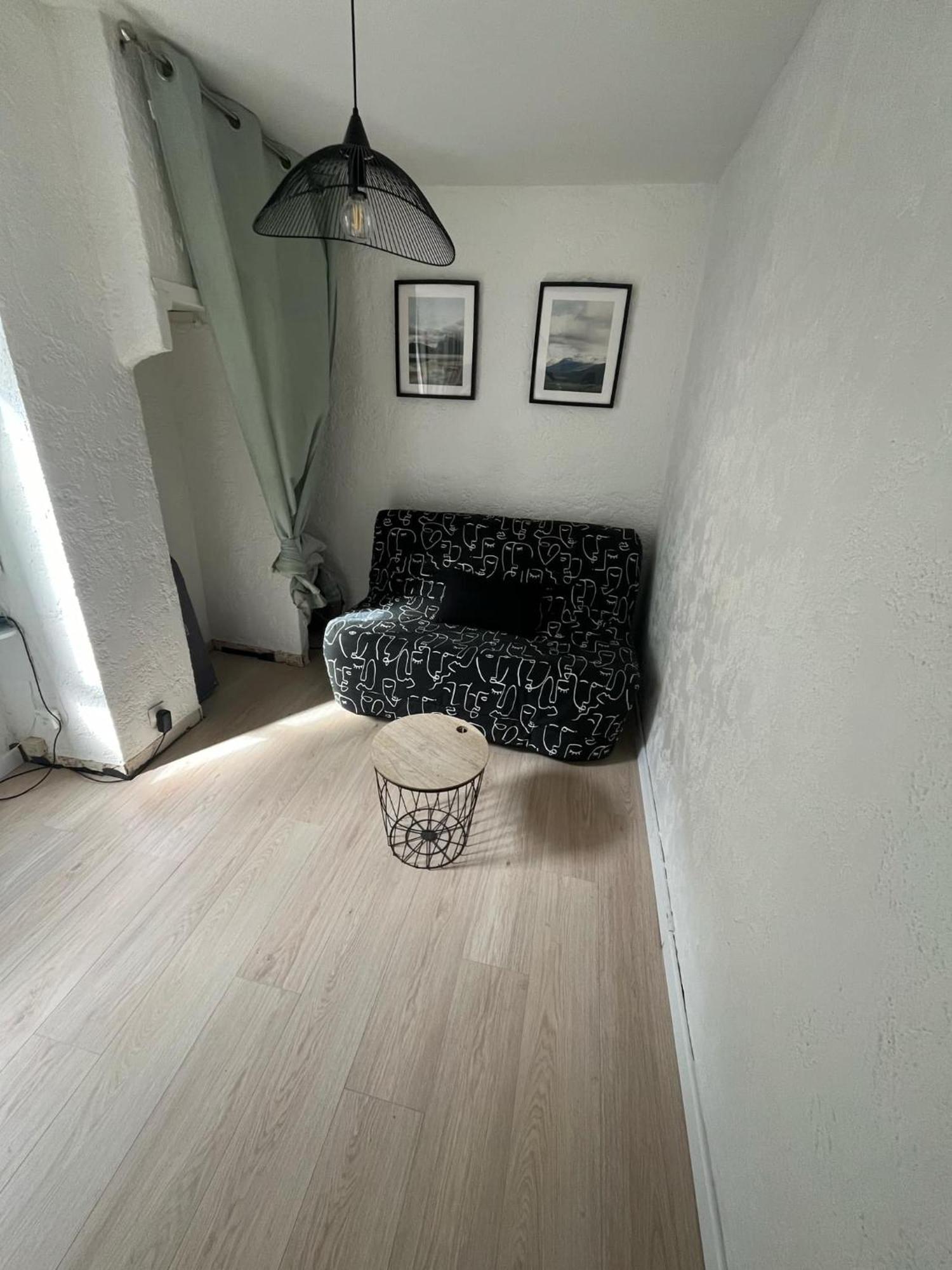 Studio En Duplex La Roquebrussanne Kültér fotó
